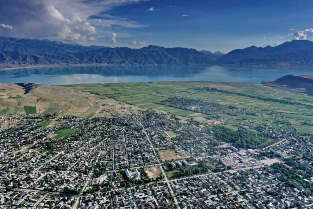 Токтогул районунун аталышын Кетмен-Төбө району деп өзгөртүү IV Элдик Курултайда көтөрүлдү